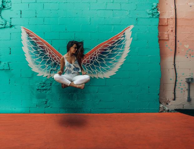 nalaka-daundaratne-angel